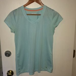 Xersion lightweight tee in light aqua in small